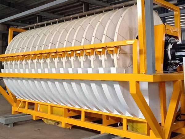 Equipamento de separação de líquidos sólidos